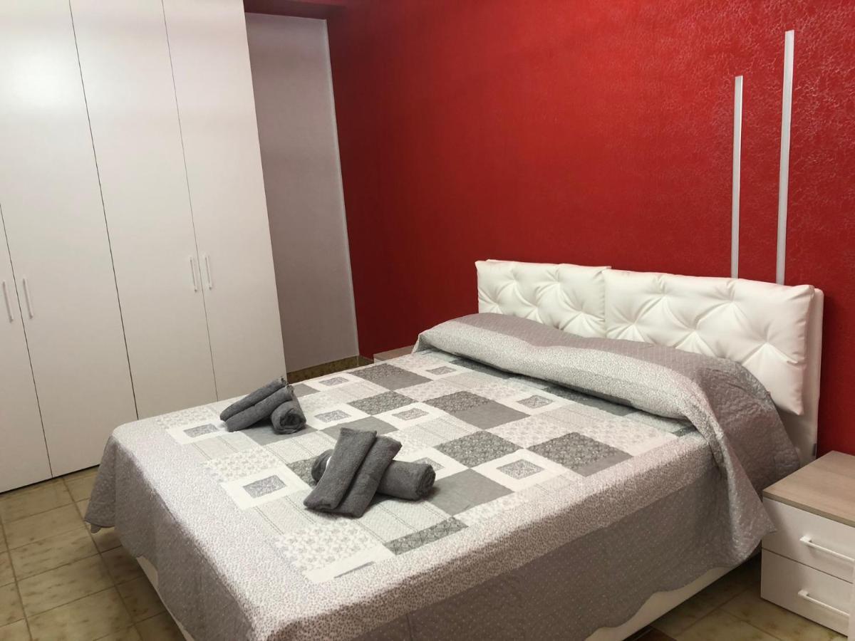 Holiday House In Lungomare Tysandros Giardini-Naxos Extérieur photo